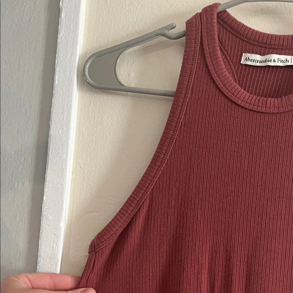 Women’s XS Abercrombie & Fitch Sleeveless Ribbed Maxi Dress in Deep Red